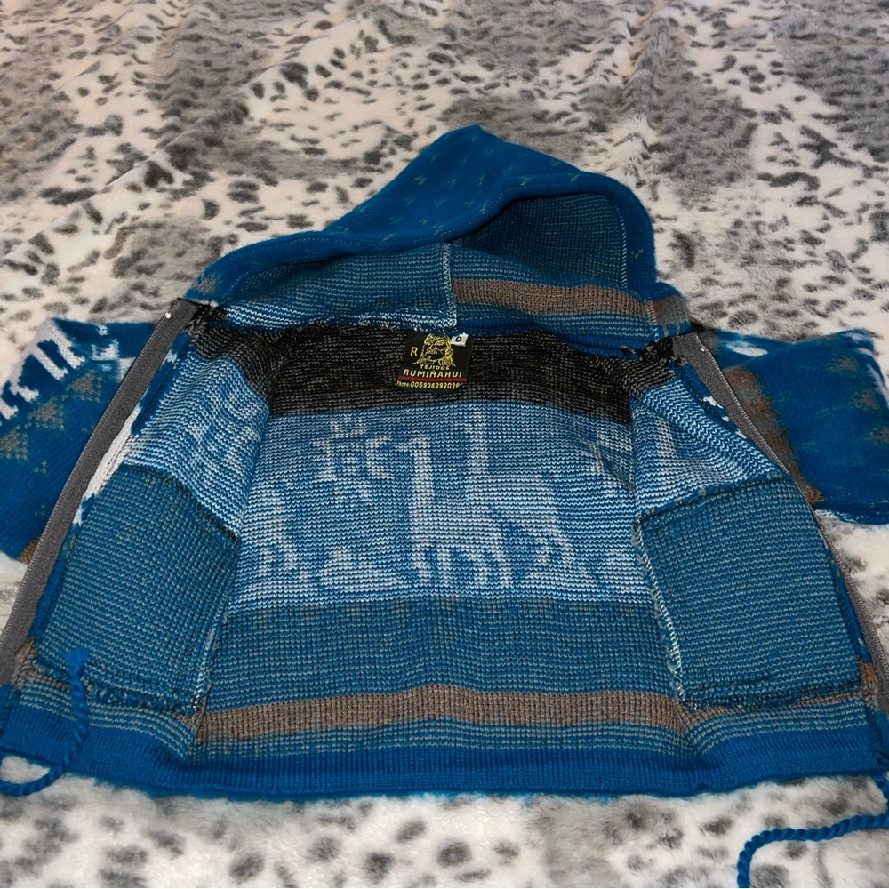 Tejidos Ruminahui Jacket - Picture 8 of 10